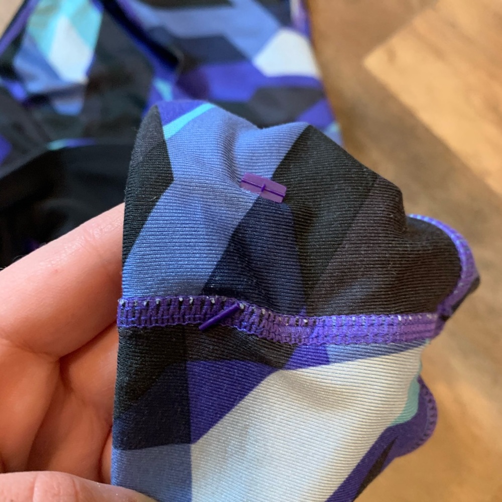 Nike Athletic Workout Running Patterned Capri Pan… - image 7